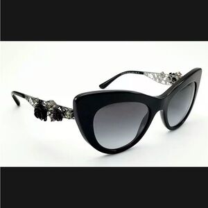 Dolce Gabbana Black Rose rhinestone crystals Cat Eye 🕶️
